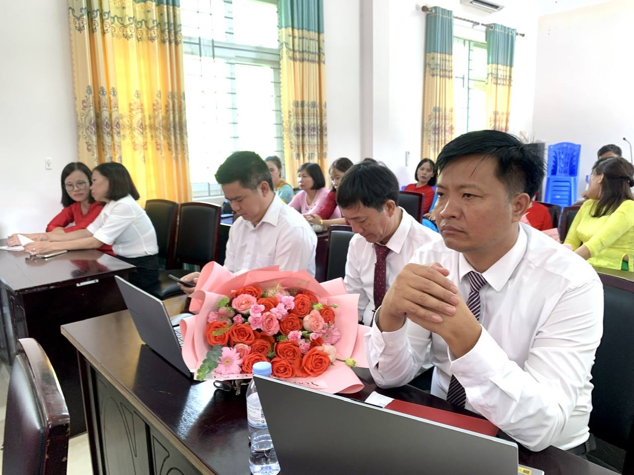 anh tin bai